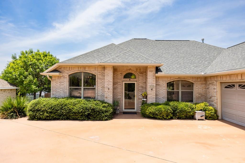 main property photo 0