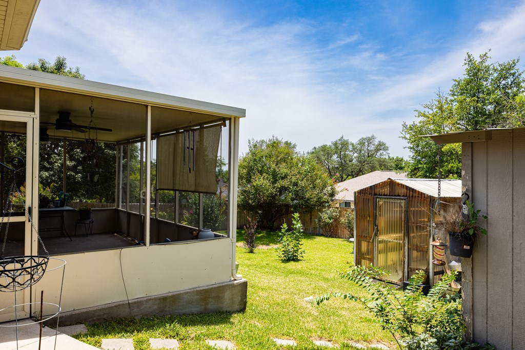 main property photo 26