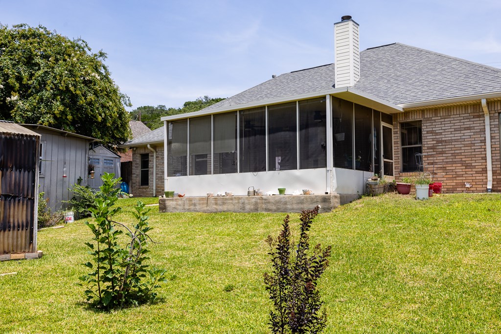 main property photo 34