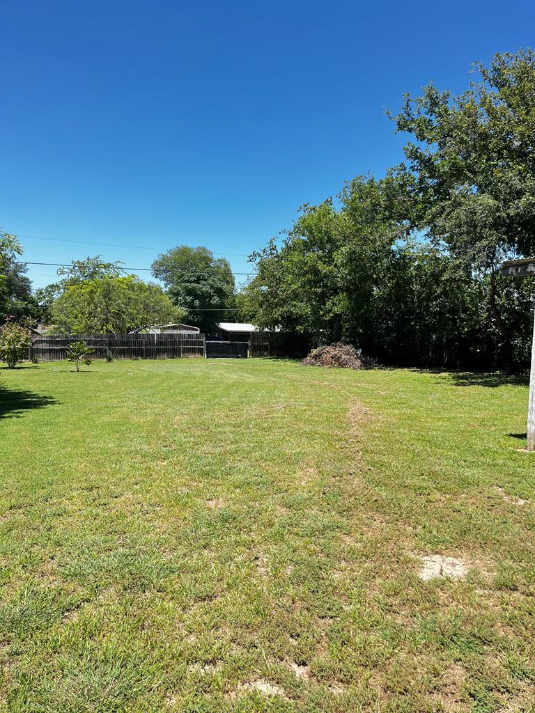 main property photo 26