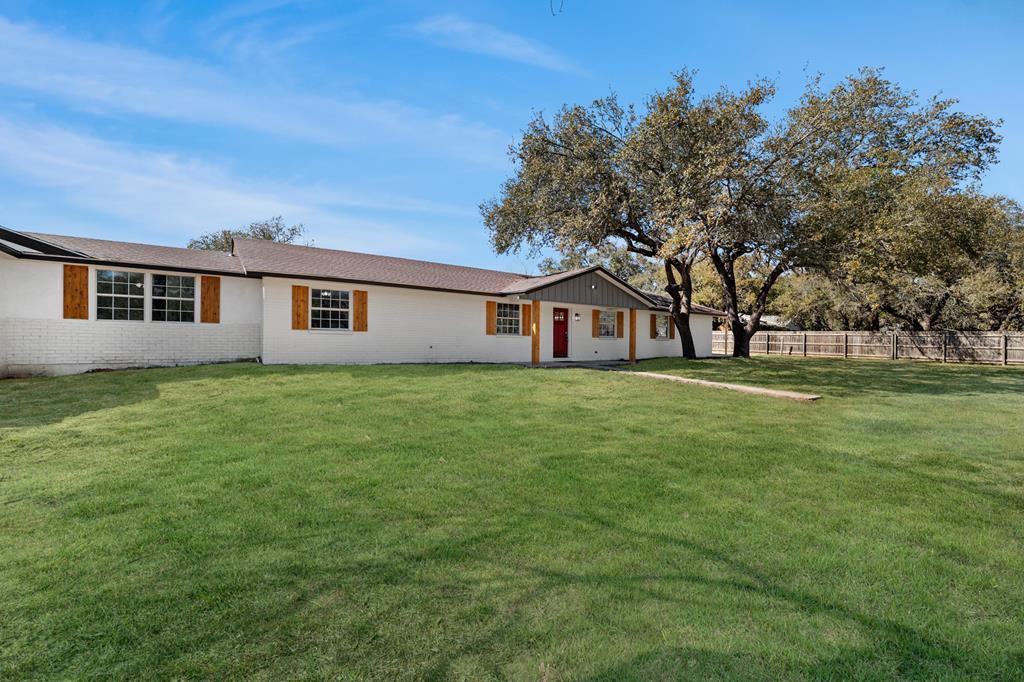 main property photo 0