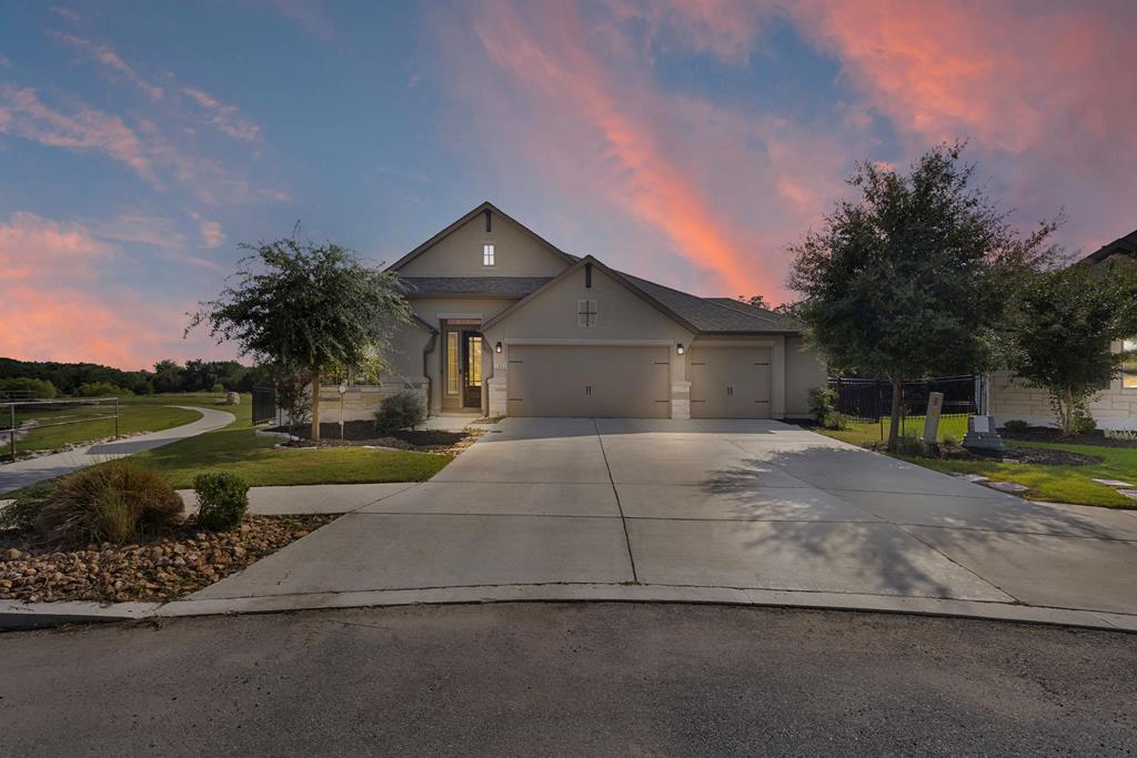 main property photo 0