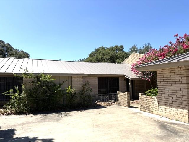 main property photo 0