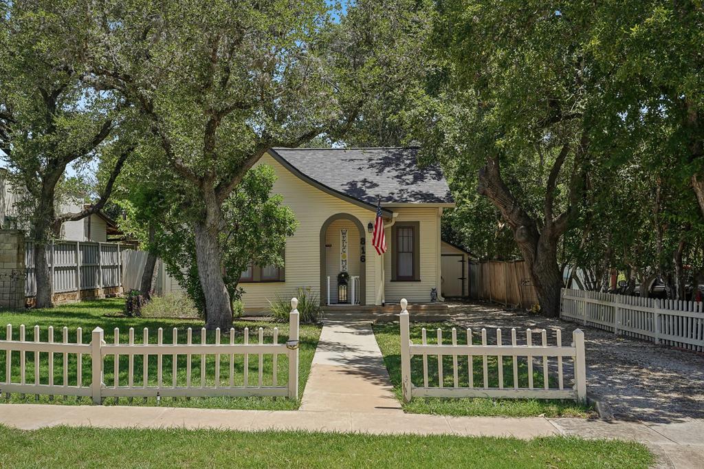 main property photo 0