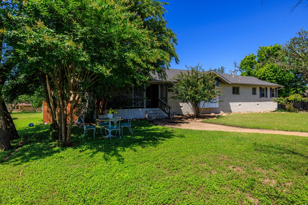 main property photo 44