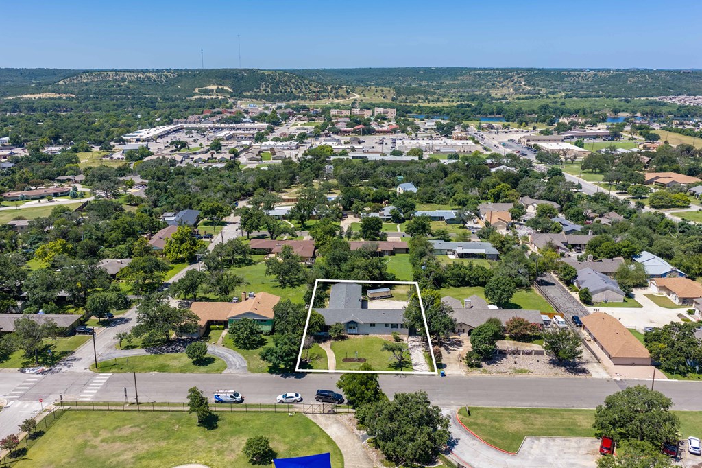 main property photo 50