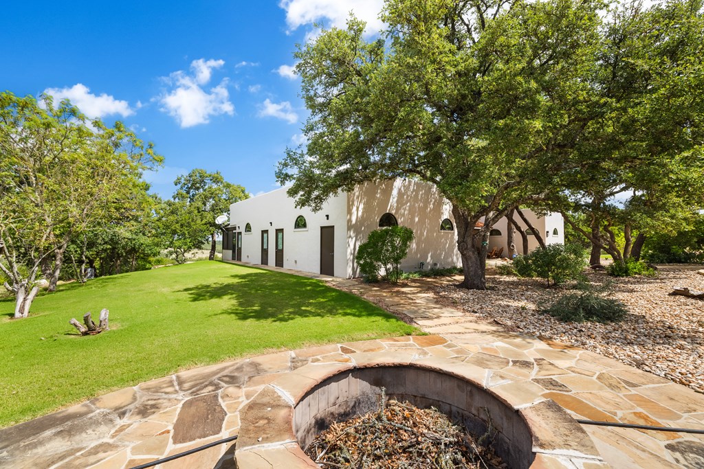 main property photo 34