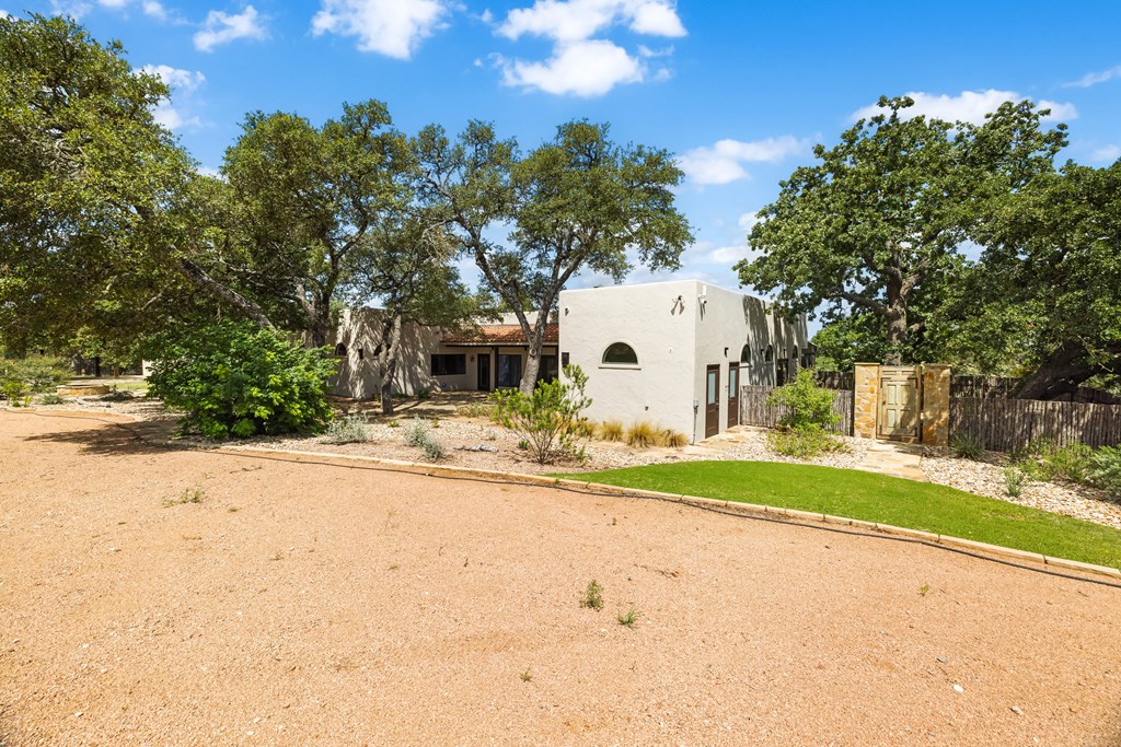 main property photo 51