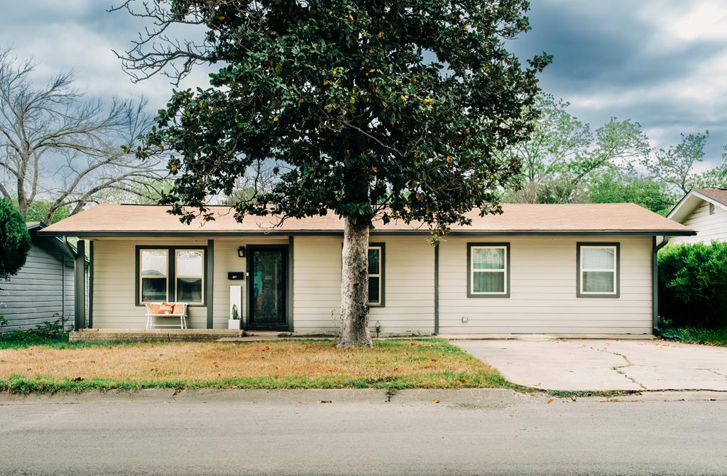 main property photo 0