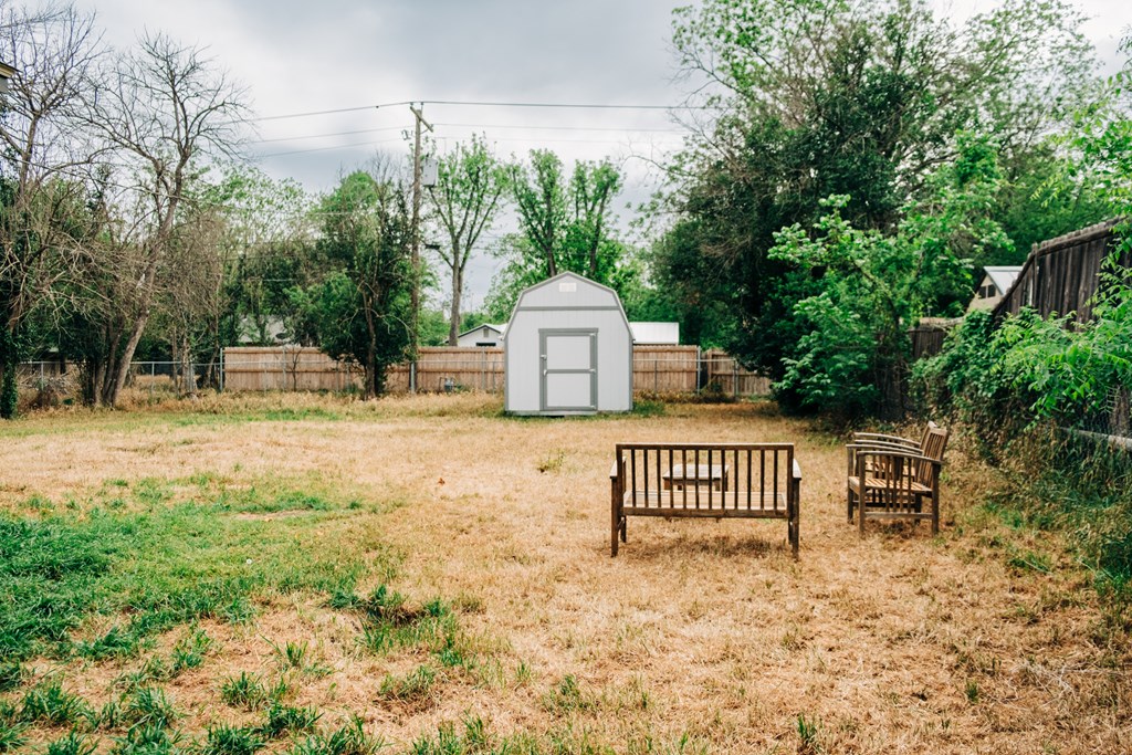 main property photo 32