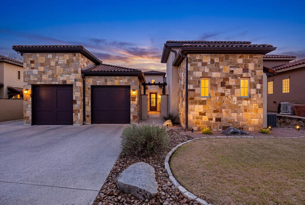 main property photo 0