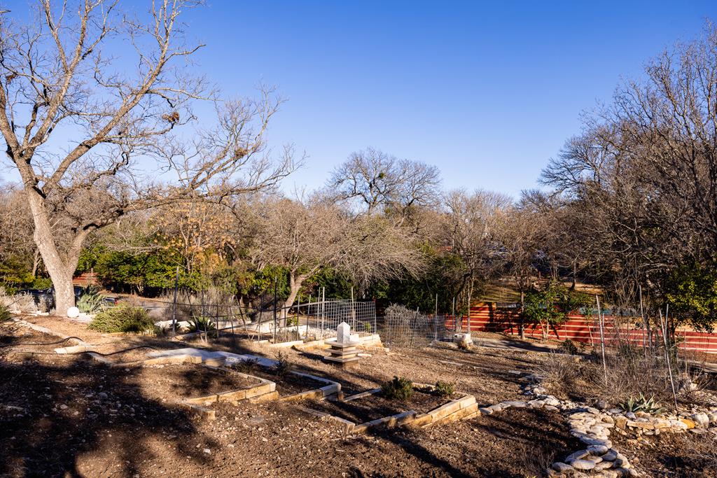 main property photo 39