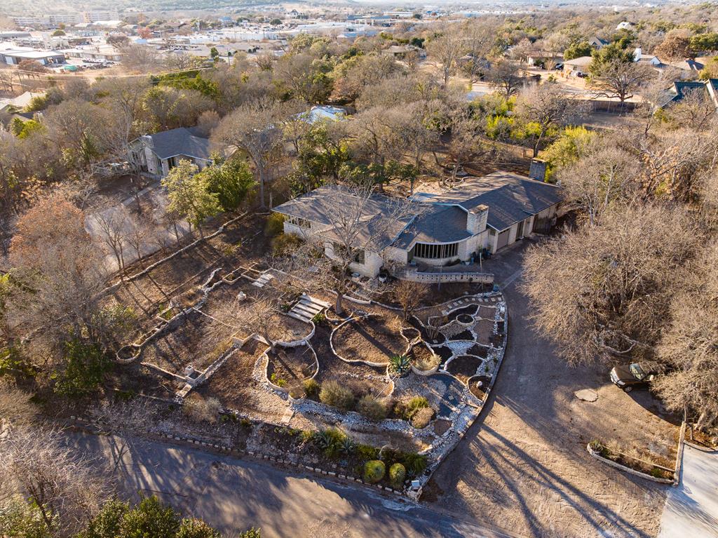 main property photo 49