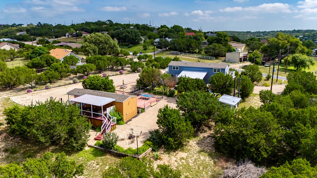 main property photo 78