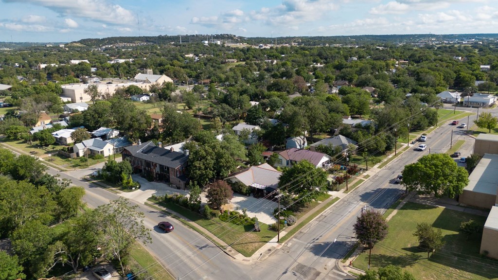 main property photo 63