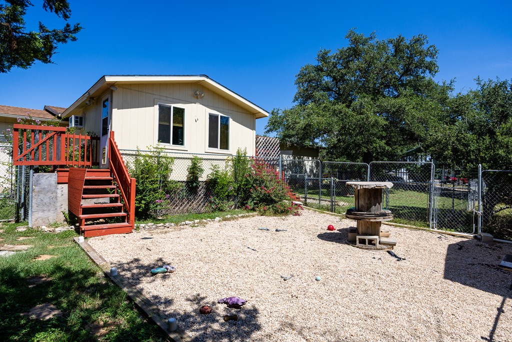 main property photo 23