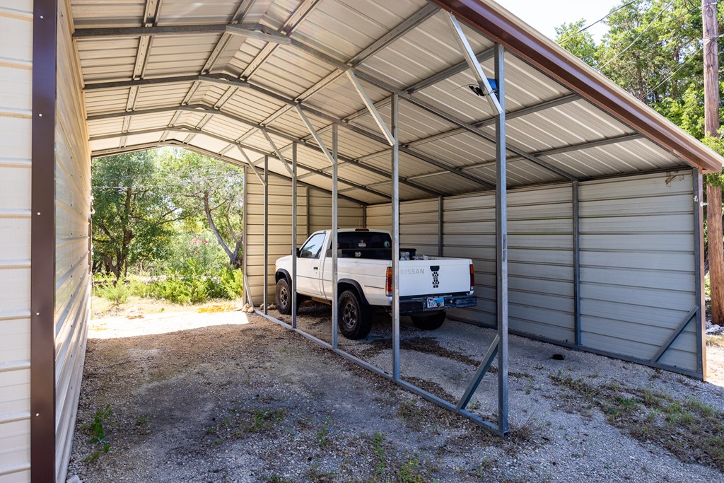 main property photo 32