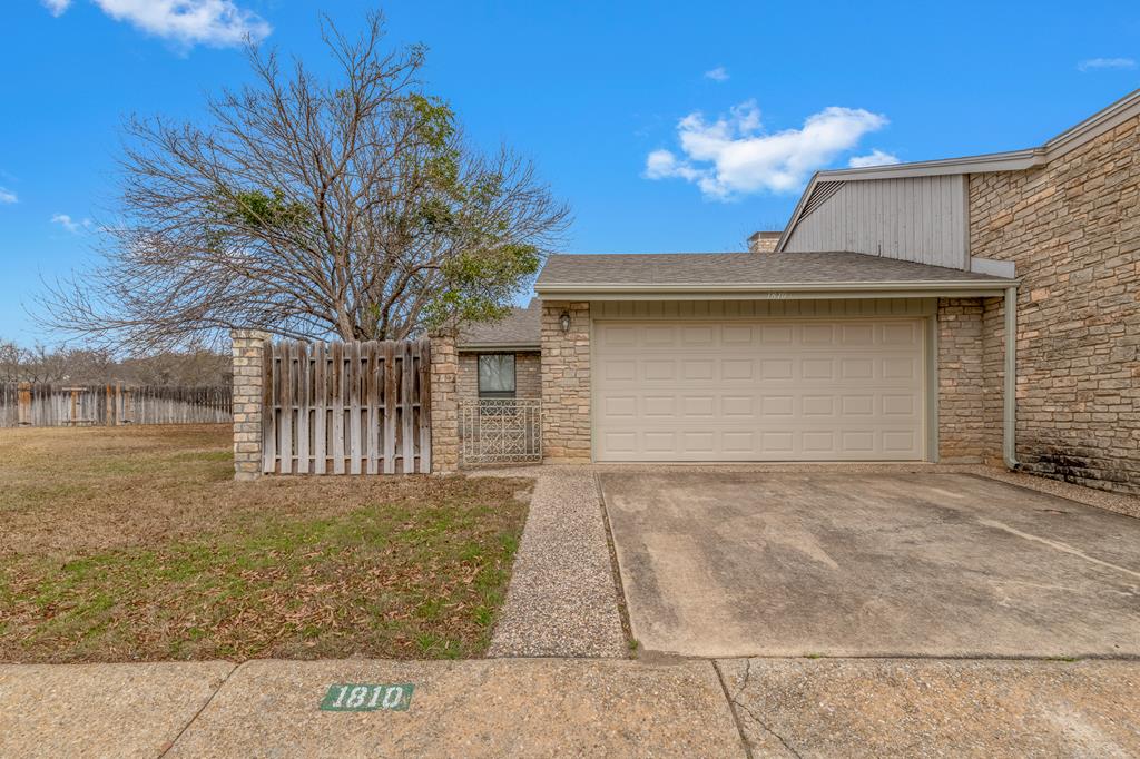 main property photo 0