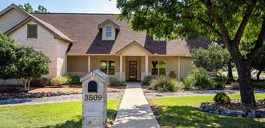 image of property with 3 Bed | 3 Bath | 2,978 Sqft