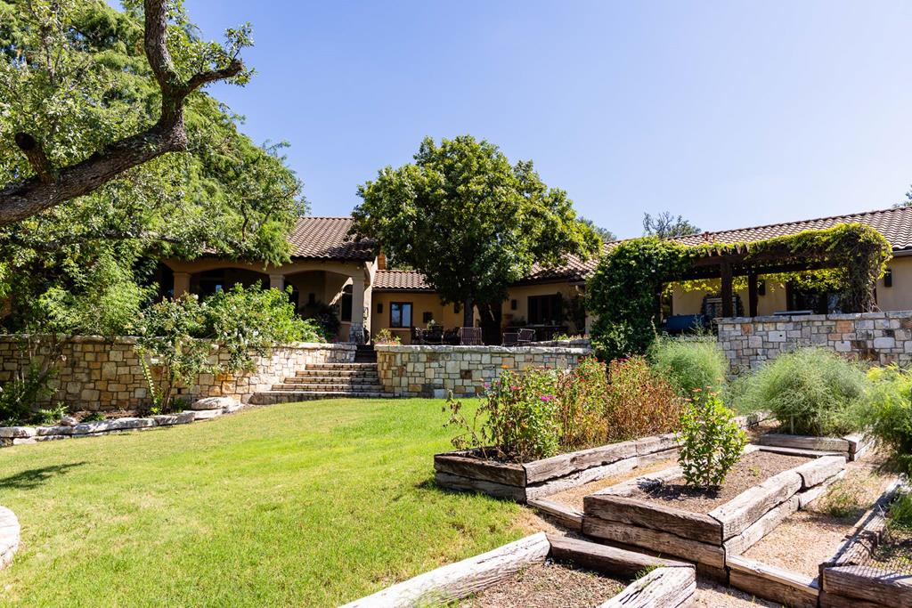 main property photo 39