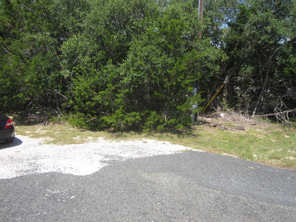 main property photo 25