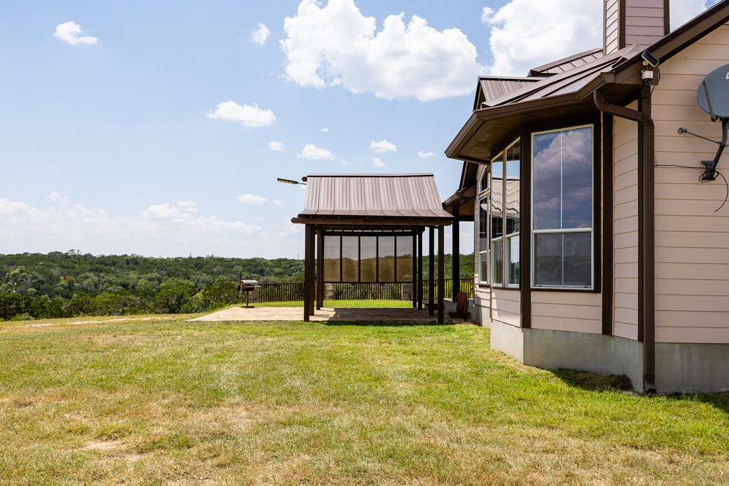 main property photo 50