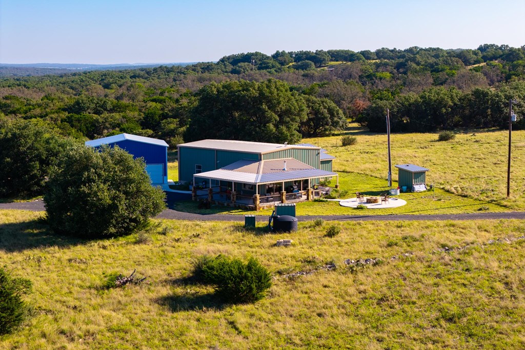 main property photo 3