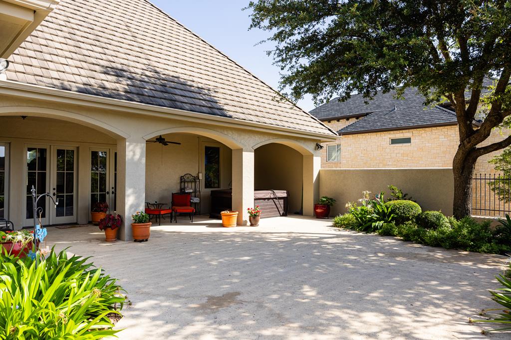 main property photo 31