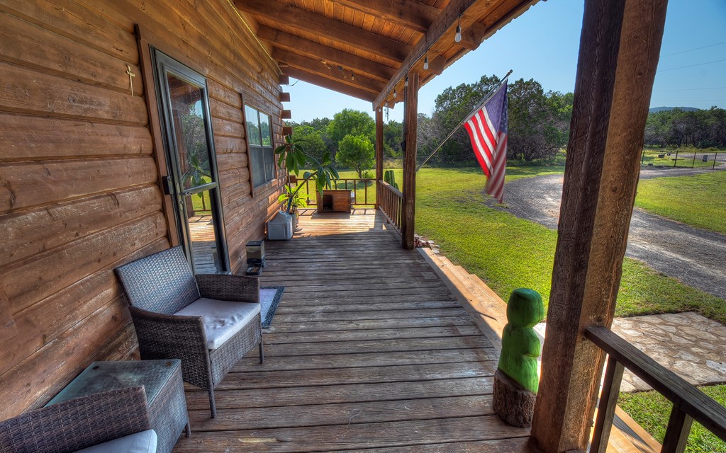 main property photo 9