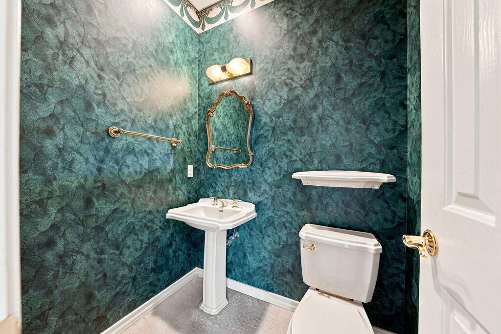 main property photo 9