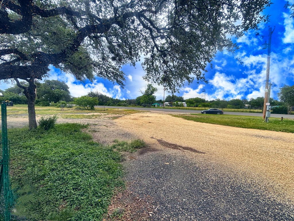main property photo 13