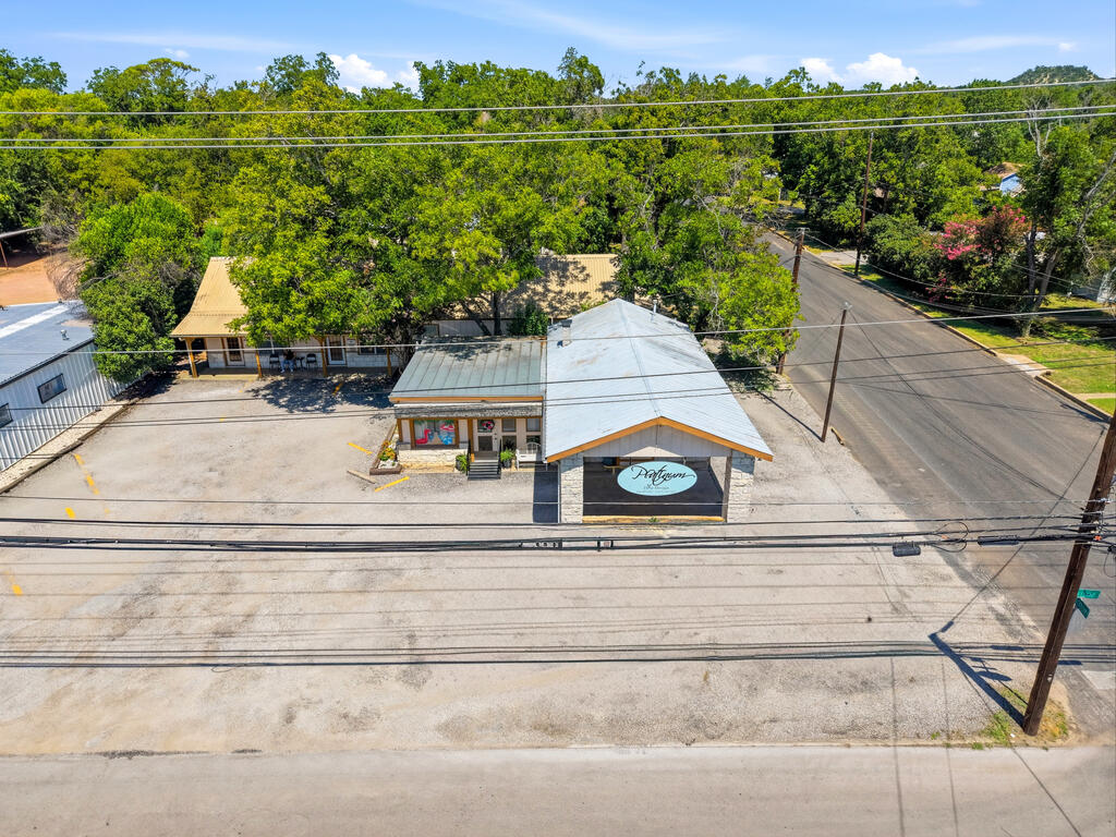 main property photo 45