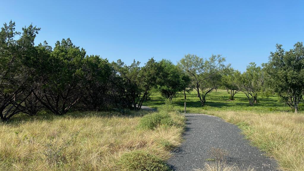 main property photo 12