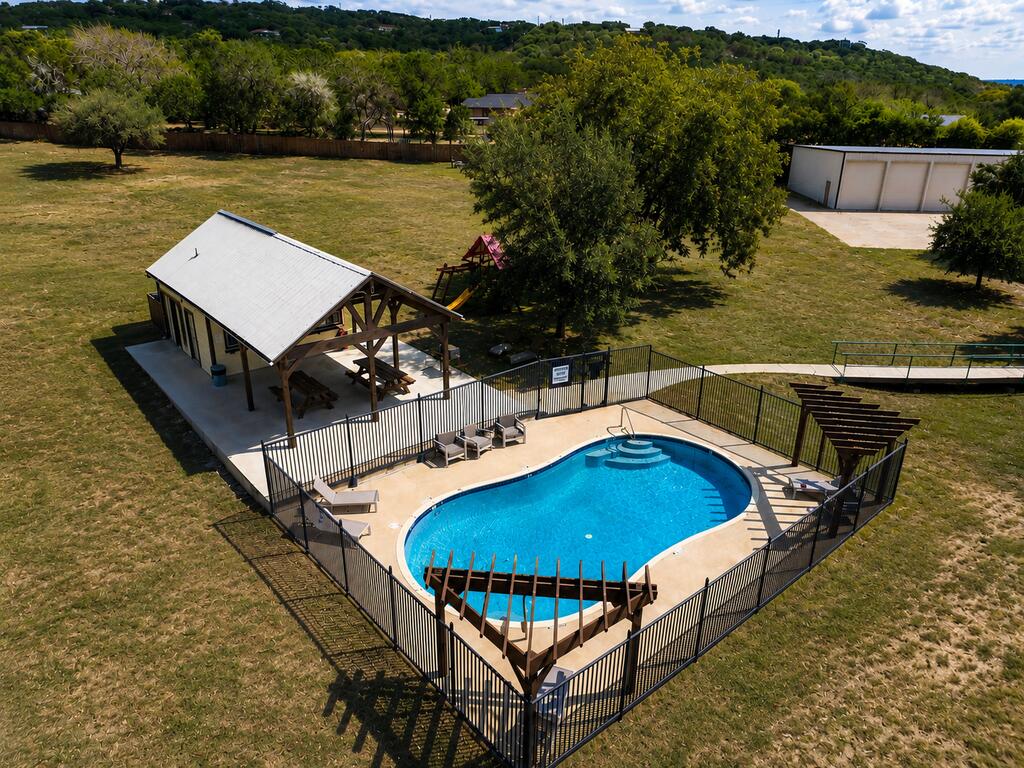main property photo 61