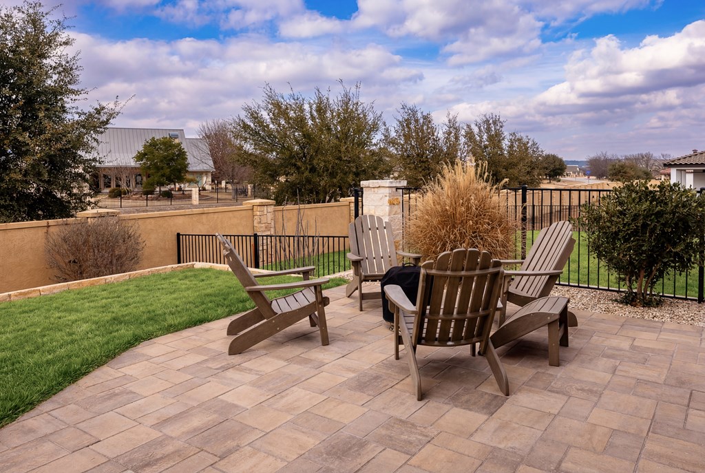main property photo 20