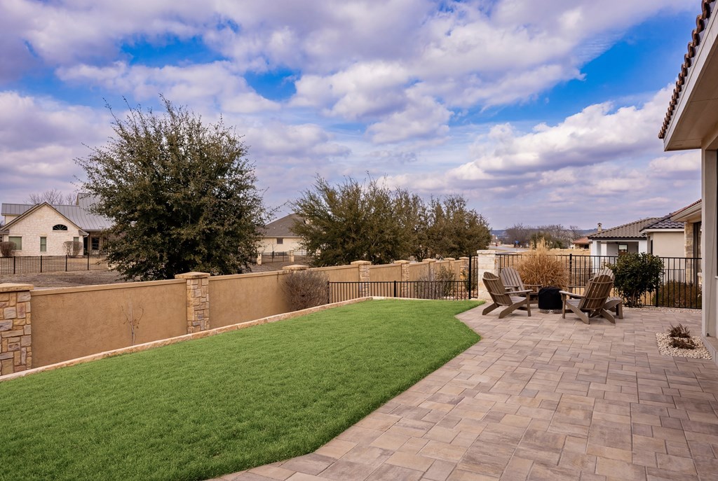 main property photo 22