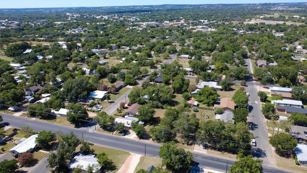 main property photo 50
