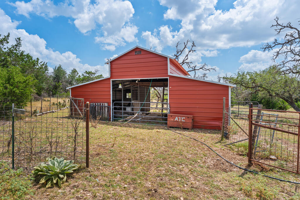 main property photo 36