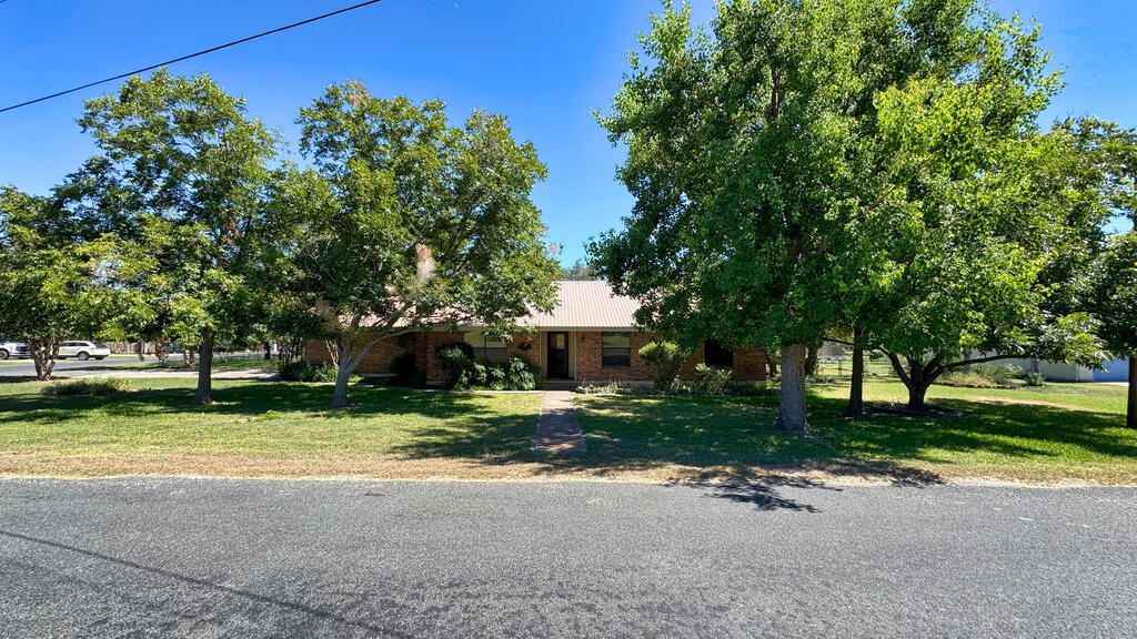main property photo 24