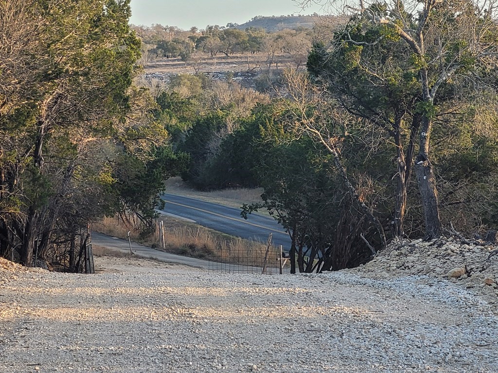 main property photo 16