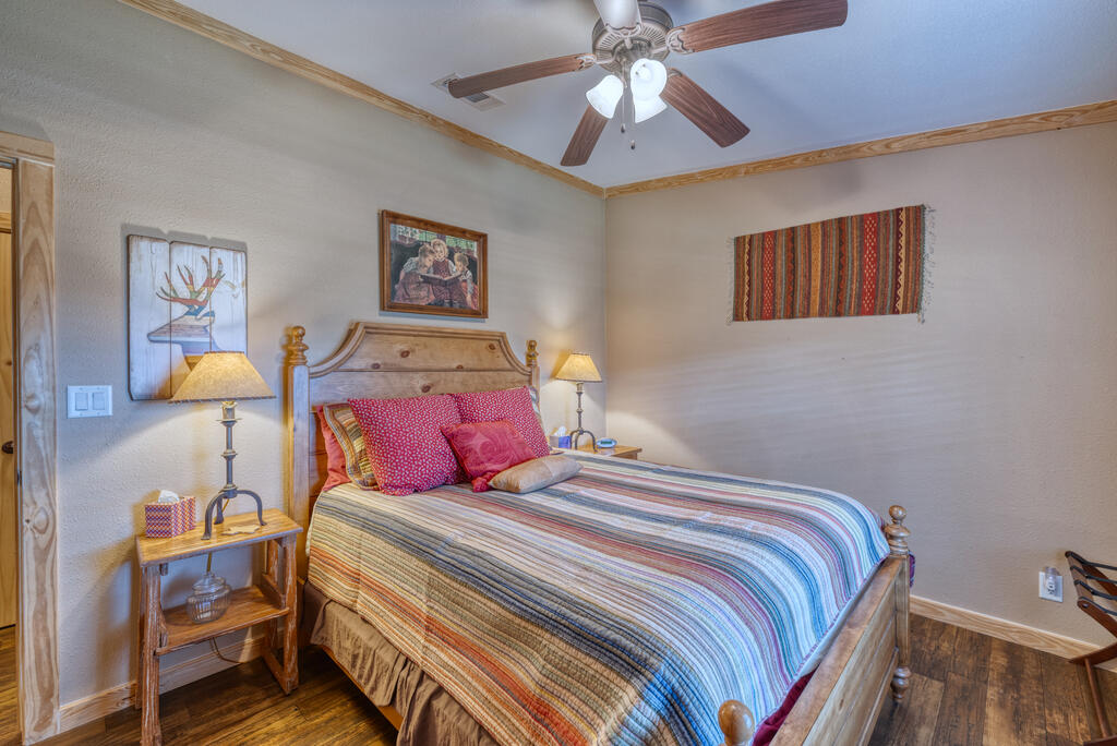 main property photo 50