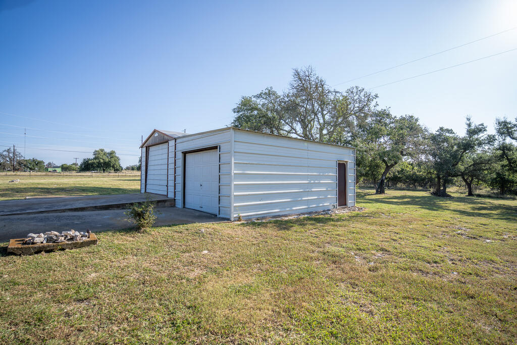 main property photo 38