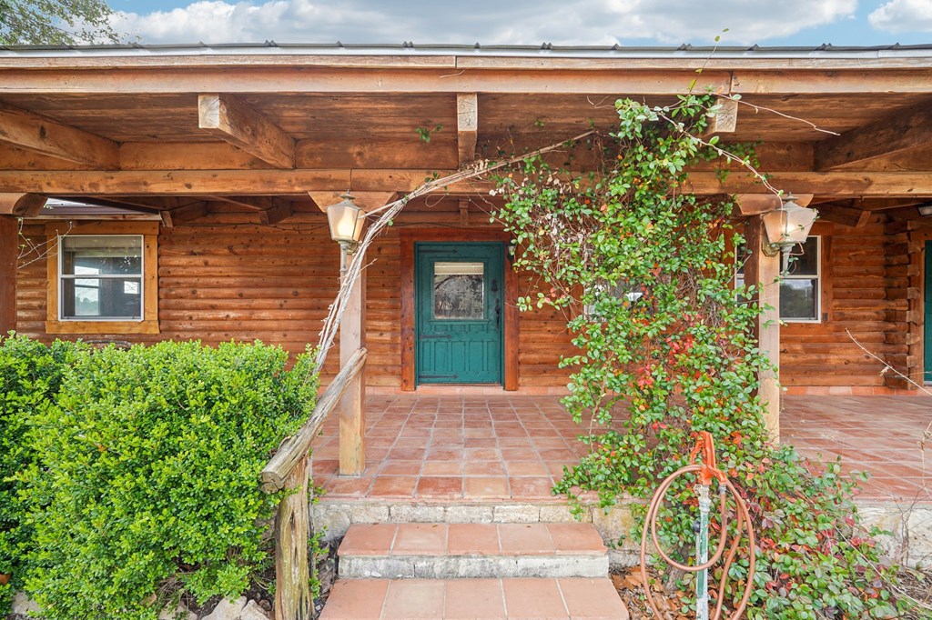 main property photo 37