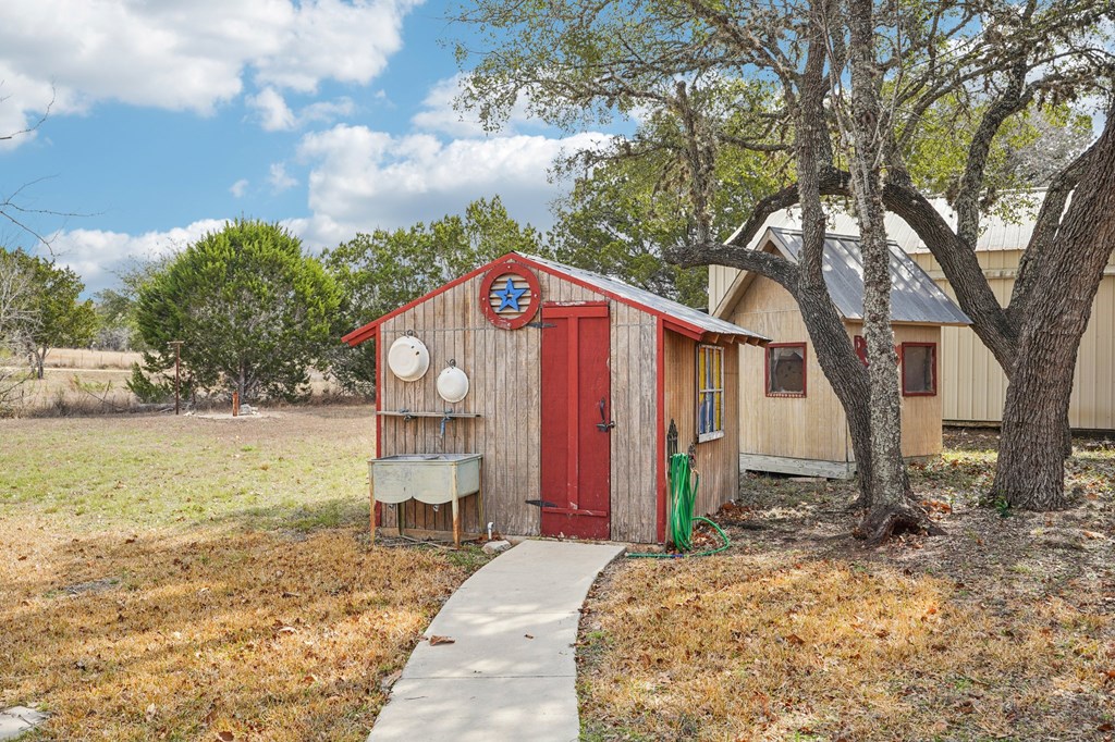 main property photo 38