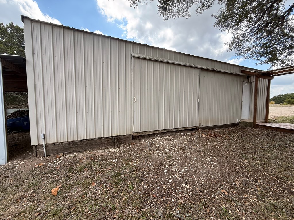 main property photo 39
