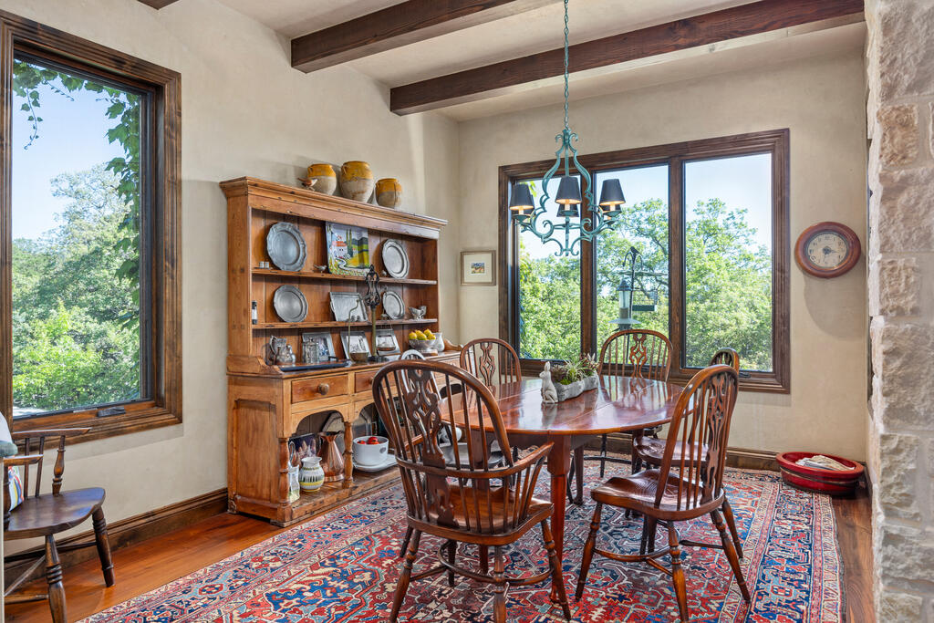 main property photo 17