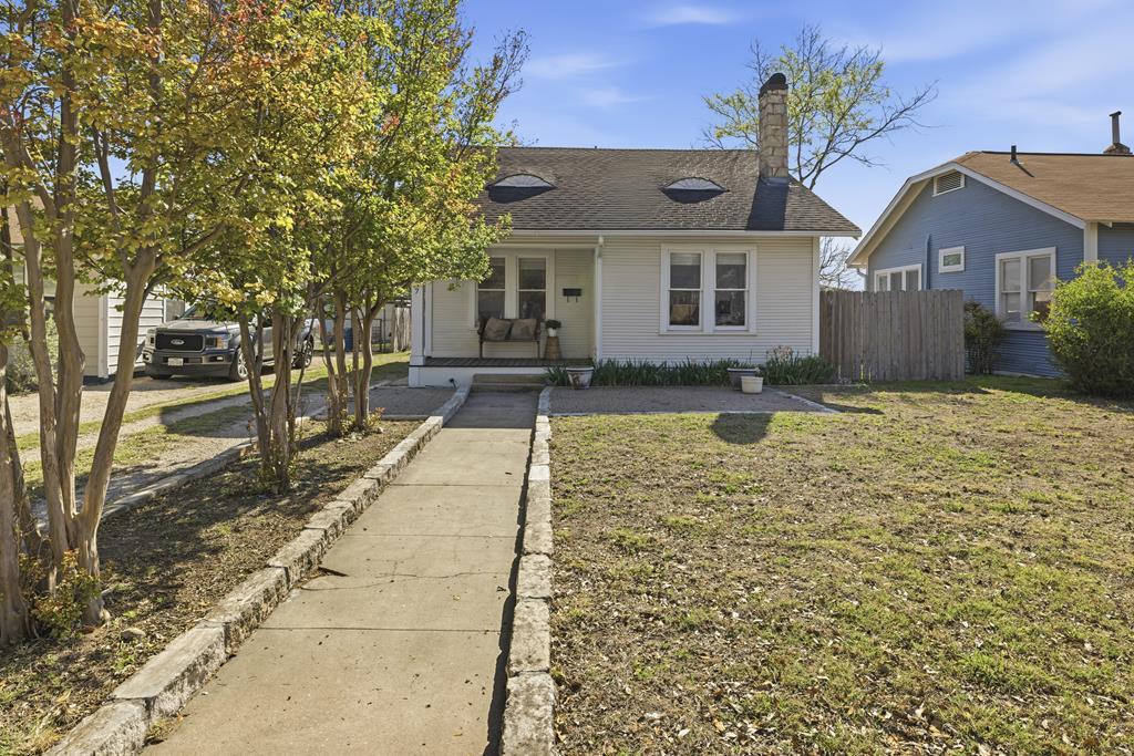 main property photo 18