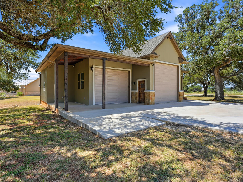 main property photo 36