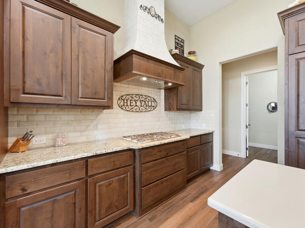 main property photo 65