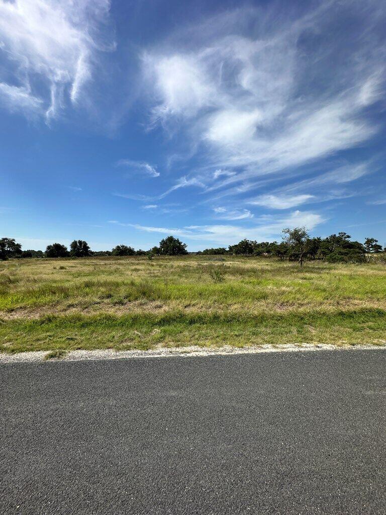 main property photo 6